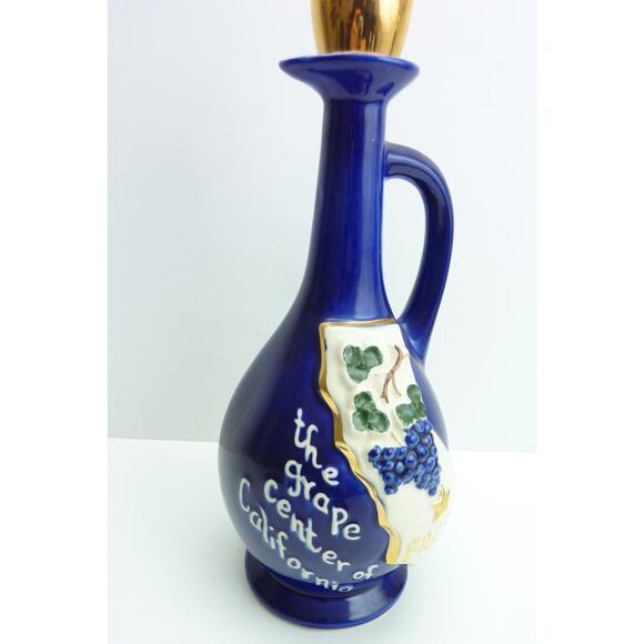 Vintage 1970 Ezra Brooks Wine Fresno Grape Center California Decanter Bottle Jug - Picture 2 of 7